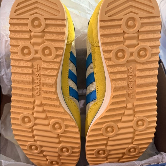 Adidas Yellow and Blue Sneakers - Picture 3 of 4